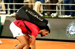 德约科维奇关键节点出色防守，勇士带队取胜！的简单介绍