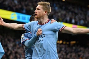 美国队不断突破！，德布劳内连续二十场比赛得分超过表现优异赛场气氛高涨的简单介绍